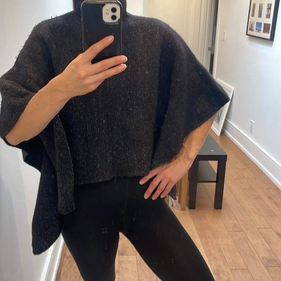 DKNY pure merino wool turtleneck poncho cape black white speckles size S - Picture 15 of 15